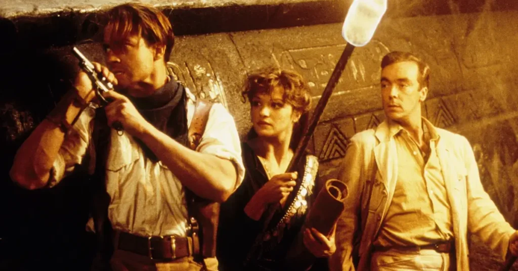 a mumia 4 brendan fraser rachel weisz john hannah Brendan Fraser, Rachel Weisz e John Hannah em cena de A Múmia (1999), atores que retornarão em A Múmia 4.