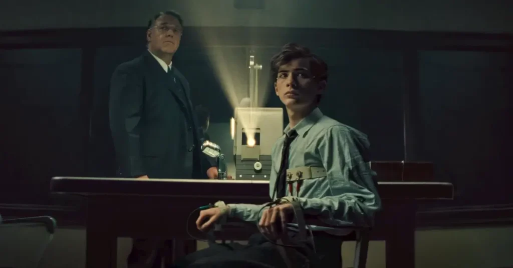 Jacob Tremblay e Russell Crowe em cena de Unabomber, drama baseado em fatos reais entre os filmes da Netflix em setembro de 2026