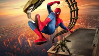 Homem-Aranha em ação sobre Nova York ao lado do Doutor Octopus em cena de Homem-Aranha: Um Novo Dia