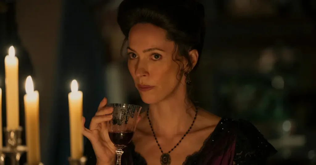 Rebecca Hall interpreta Abby Borden em cena de MONSTRO: A História de Lizzie Borden.