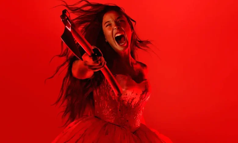 Ella Beatty como Lizzie Borden em cena do trailer de MONSTRO: A História de Lizzie Borden, quarta temporada da série antológica da Netflix