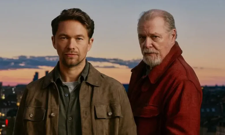Peter Andersson e Jakob Oftebro em cena da série Sacrifício de Sangue (2026), suspense policial da Netflix que estreia em 20 de agosto de 2026.