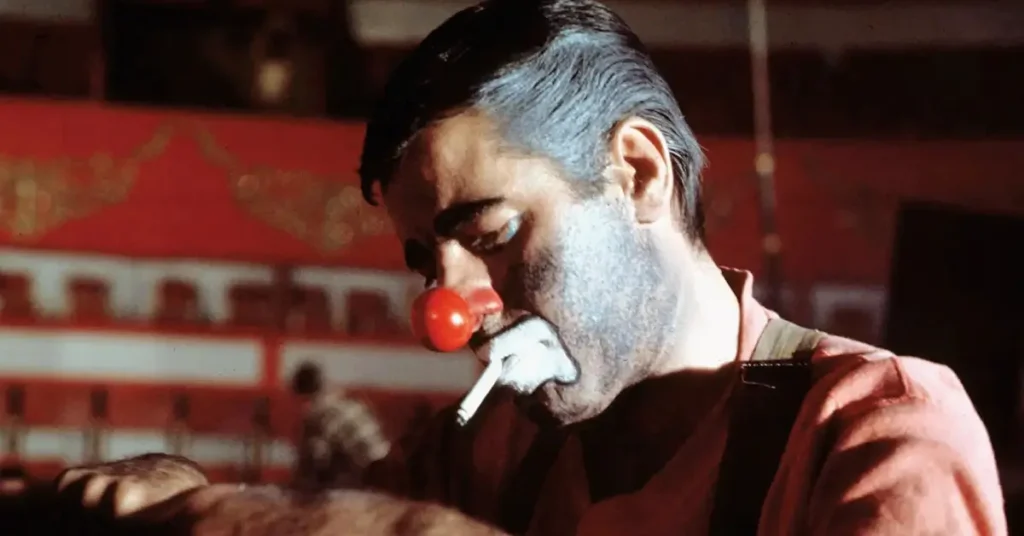 Jerry Lewis caracterizado como palhaço em The Day the Clown Cried, drama concluído que nunca foi lançado