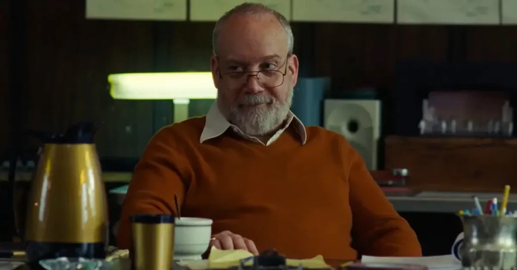Paul Giamatti como Jerry em cena de A Grande Estreia (2026)