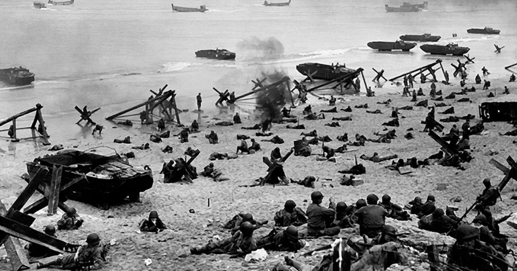 Desembarque de soldados aliados na Normandia durante o Dia D da Segunda Guerra Mundial