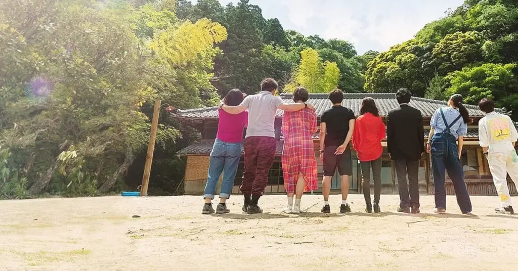 Participantes de Vilarejo do Amor Temporada 3 aparecem juntos em uma casa no Japão