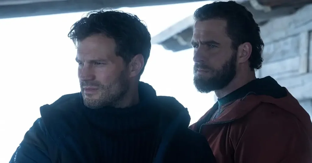 Jamie Dornan e Jack Kesy em cena da série 12 12 12 (2026), drama de assalto da Apple TV.