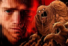 Cara-de-Barro em sua forma monstruosa ao lado do rosto humano em transformação, em arte promocional inspirada no filme de terror da DC Comics de 2026.